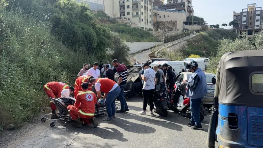 انقلاب سيارة على طريق وادي هاب في ابي سمراء