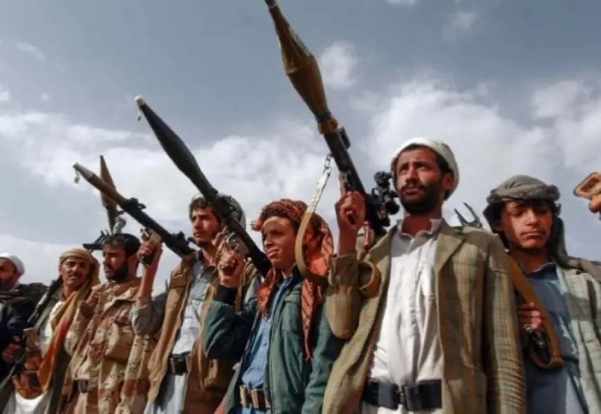 الحوثيون: استهدفنا السفينة "ديستني" وسفينة حربية أميركية في البحر الأحمر