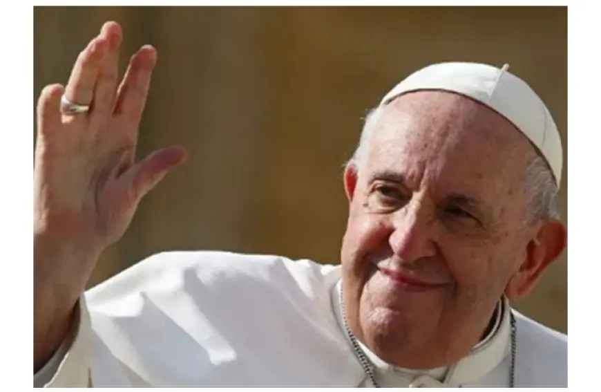 البابا فرنسيس يوافق على استقالة مطرانين لبنانيين