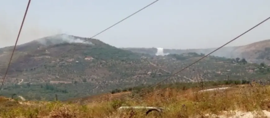 لبنان: اندلاع النيران في ‎تلة_العزية وأطراف ‎دير_ميماس جراء القصف المعادي بالقذائف الفوسفورية