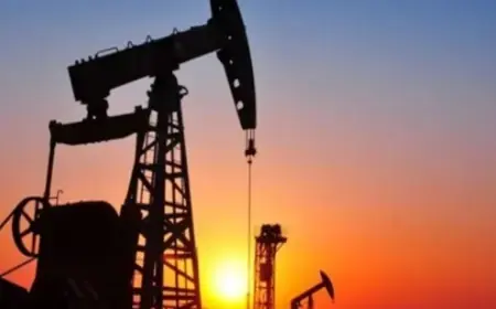 انخفاض أسعار النفط بعد بيانات عن تباطؤ الاقتصاد الأمريكي