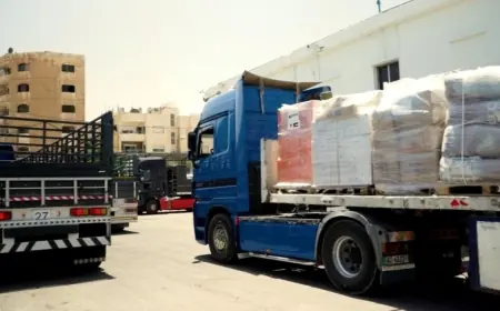 الأردن يعلن وصول 50 شاحنة مساعدات جديدة إلى غزة