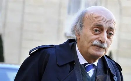 جنبلاط أبرق الى الرئيس الإيراني مهنئاً