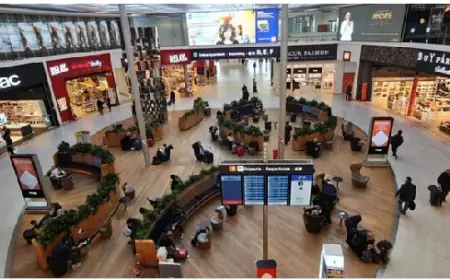 نقابات عمالية في مطارات باريس تدعو إلى إضراب