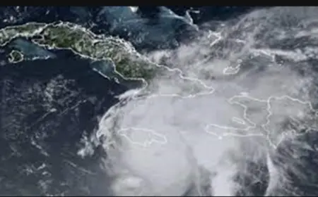 العاصفة بيريل تضرب جنوب الولايات المتحدة