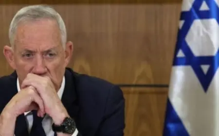 غانتس: لقد حان الوقت لتحديد الأهداف العسكرية والبنية التحتية في لبنان والتي يعدّ حزب الله جزءا منها ومن الضروري مطالبة الدولة اللبنانية بتحمل المسؤولية