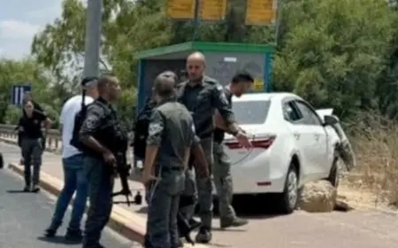 القناة 12 الإسرائيلية نقلا عن متحدث الشرطة: الحدث قرب الرملة عبارة عن عملية مزدوجة شملت دهسا وإطلاق نار