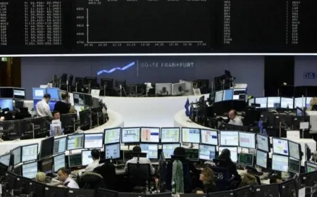 أسهم أوروبا تفتح على ارتفاع مع ترقب قرار أسعار الفائدة