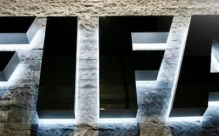 الأصوات تعلو لمنع إسرائيل من ممارسة أي نشاط كروي