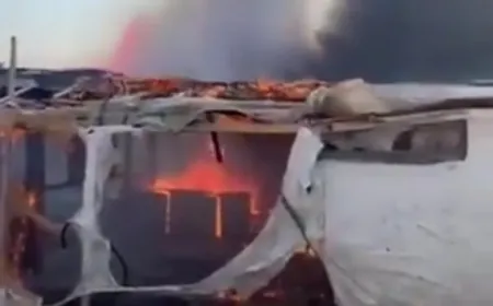 بالفيديو - حريق يلتهم عددًا من الخيم في مخيم للاجئين السوريين في بحِنّين