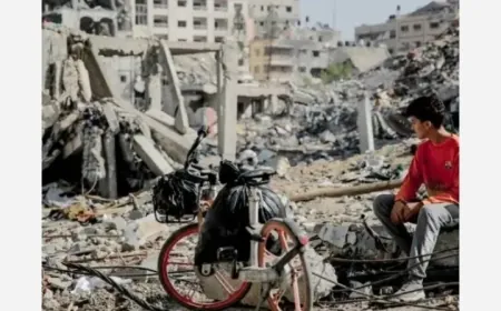 مجزرة جديدة...عشرات القتلى والجرحى بغارة إسرائيلية على "مدرسة" في دير البلح