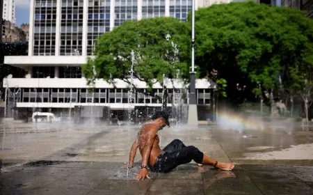 إيران تعلن إغلاق البلاد لمدة يوم واحد بسبب الحرارة غير المسبوقة