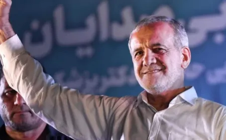 بزشكيان يؤدي اليمين الدستورية أمام مجلس الشورى