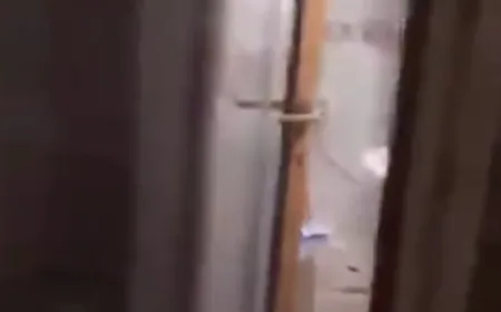 فيديو يُظهر الدمار من داخل غرفة قرب المبنى المستهدف في الضاحية الجنوبية.