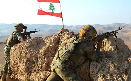 قيادة الجيش تتسلم دفعة شهرية من الهبة المالية القطرية