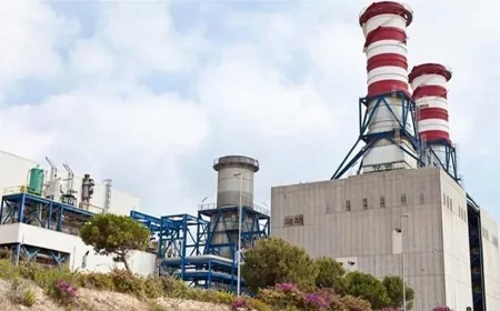 إخماد حريق قرب منشآت نفط طرابلس