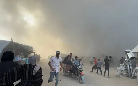 قصف يودي بحياة 35 فلسطينيا في غزة