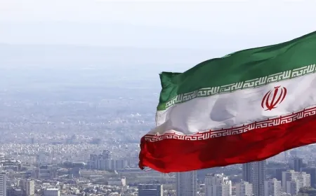 سماع دوي 3 انفجارات في منطقة إيرانية.. هل من هجوم؟