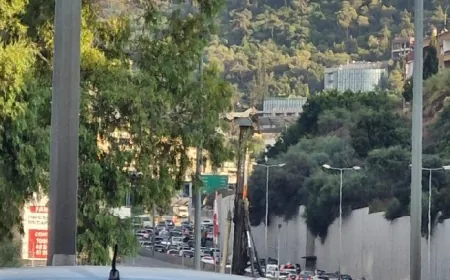 زحمة كبيرة تشهدها الطريق المؤدية الى الجبل بسبب مغادرة عائلات كثيرة بيروت والضاحية الجنوبيّة.