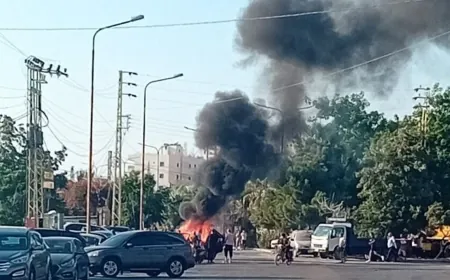 مقتل شخصين ينتميان لحركة حماس باستهداف مسيّرة إسرائيلية لسيارة في مدينة صيدا جنوب لبنان