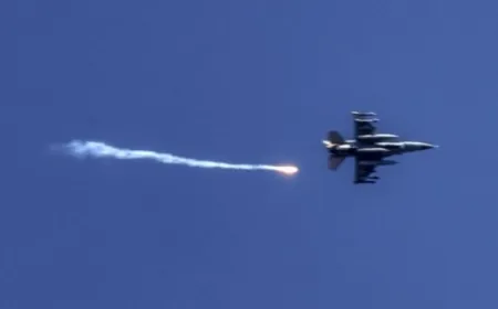 لبنان: طيران العدو الإسرائيلي خرق جدار الصوت في صور و صيدا والزهراني ومنطقتي النبطية واقليم التفاح