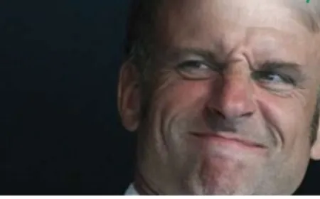 ماكرون دعا رؤساء الأحزاب والكتل النيابية في فرنسا لمشاورات الأسبوع المقبل سعيًا لتشكيل حكومة