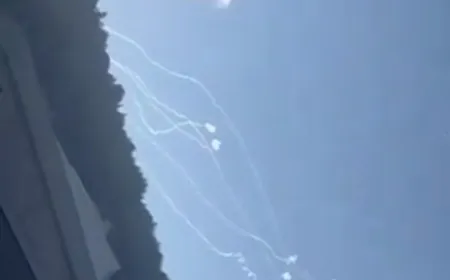 بالفيديو - رشقة صاروخية من ‎جنوب لبنان تجاه مدينة ‎صفد في الشمال