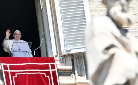 البابا فرنسيس يدين حظر أوكرانيا الكنيسة الأرثوذكسيّة المرتبطة بروسيا