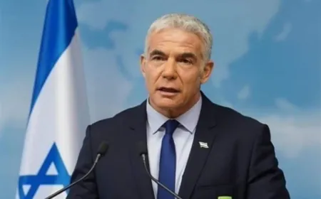 لابيد: الحكومة لا تعرف كيف تعيد السكان الى الشمال