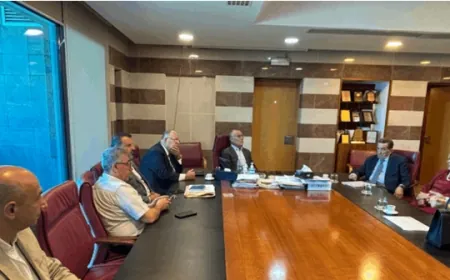 الحلبي تابع مع نائبين شؤونا تربوية والتقى وفودا من اليونسكو والاميركية للعلوم و"بيروت تغني"