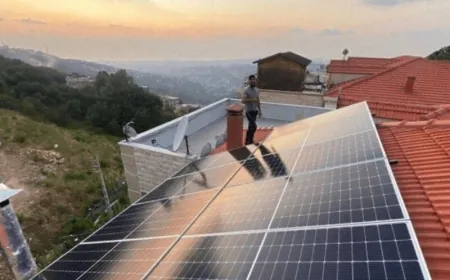 الضغط يزداد على قطاع الطاقة الشمسية الصيني وسط تداعيات المنافسة العالمية