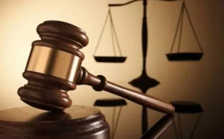 لبنان: رئيسة هيئة القضايا هيلانة اسكندر ادّعت على حاكم ‎مصرف_لبنان السابق ‎رياض_سلامة ومَن يظهره التحقيق وفقًا لادعاء النيابة العامة المالية