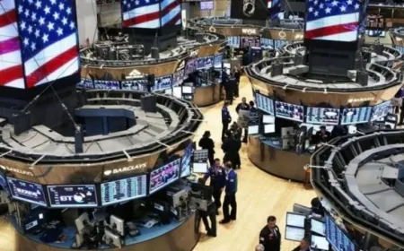 وول ستريت ترتفع مع رهان المتعاملين على خفض أكبر لأسعار الفائدة