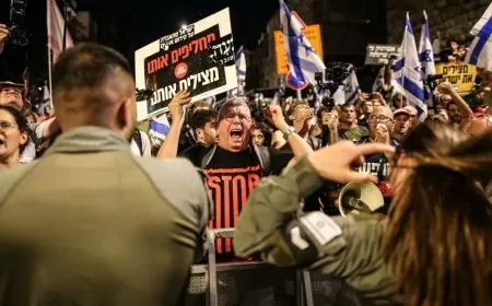 بالفيديو -عشرات الآلاف يتظاهرون في تل أبيب للمطالبة بإبرام صفقة تبادل أسرى مع حمـ.اس