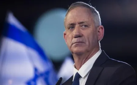 غانتس يتوعّد “الحزب”: حان الوقت لممارسة القوة