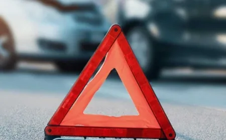 السيارة احترقت بالكامل.. إصابة رجل وزوجته وإبنهما إثر حادث على أوتوستراد الصفرا