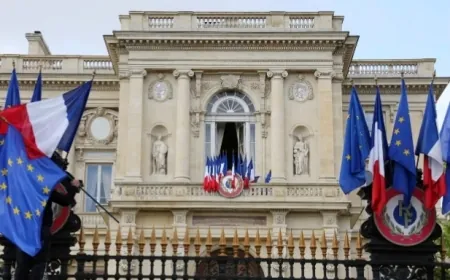 الخارجية الفرنسية تحض مواطنيها على عدم السفر إلى لبنان وتدعو الموجودين منهم داخل ‎لبنان لتوخي الحذر