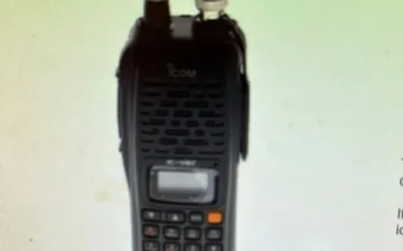 بالصّورة: الأجهزة التي انفجرت هي من نوع icom v82