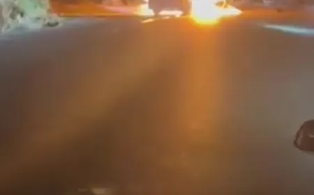 بالفيديو - إنحراف سيارة واشتعالها على طريق عام كوبا في البترون