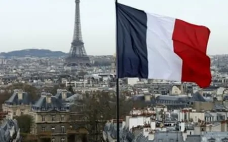 إعلان تشكيل حكومة يمينية في فرنسا