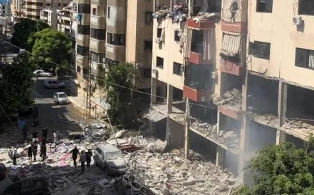 *غارة عنيفة على منطقة الخرايب جنوب لبنان دمرت أكثر من مبنى وسقوط شهداء وجرحى*