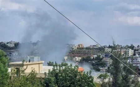 غارة تستهدف منازل المدنيين في بلدة عيناثا جنوب لبنان.
