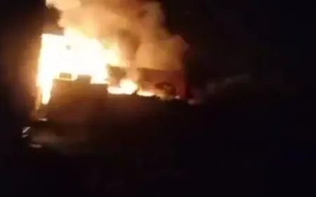 بالفيديو - انفجارات متواصلة في منزل قصفه الطيران الاسرائيلي في ‎البقاع