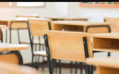 قرار للحلبي حول تأجيل الاعمال الإدارية ومباشرة التدريس في المدارس والثانويات الرسمية