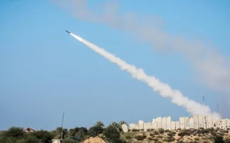 بالفيديو -‏ سقوط صواريخ على مستوطنة كريات شمونة