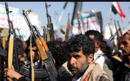 الحوثيون: أطلقنا صاروخا باليستيا باتجاه تل أبيب وطائرة مسيرة صوب عسقلان