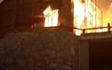 حريق أخشاب في اللقلوق