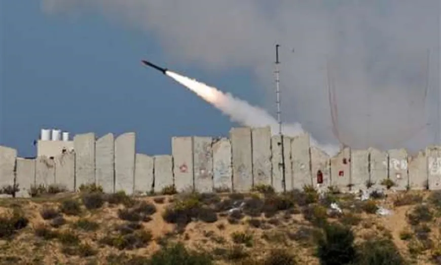 رشقة صاروخية كبيرة من جنوب لبنان باتجاه إسرائيل