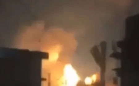 بالفيديو -غارة إسرائيلية عنيفة على منطقة القاسمية في الجنوب