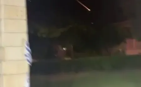 بالفيديو -انفجار ضخم.. لحظة سقوط صاروخ إيراني ثقيل على الأراضي الفلسطينية المحتلة.